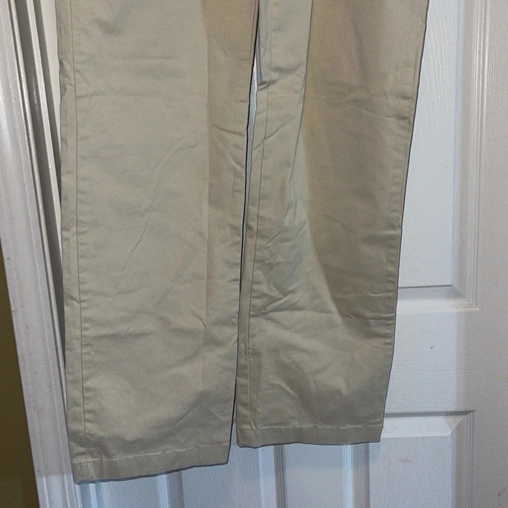 NWT Men’s Tommy Hilfiger khaki The Flex pants 36/36